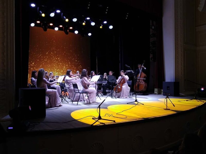 У Полтавській філармонії представили програму “Танго & Вальс”