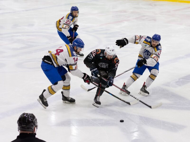 Новий сезон чемпіонату України з хокею: ХК «Кременчук» стартував із перемоги