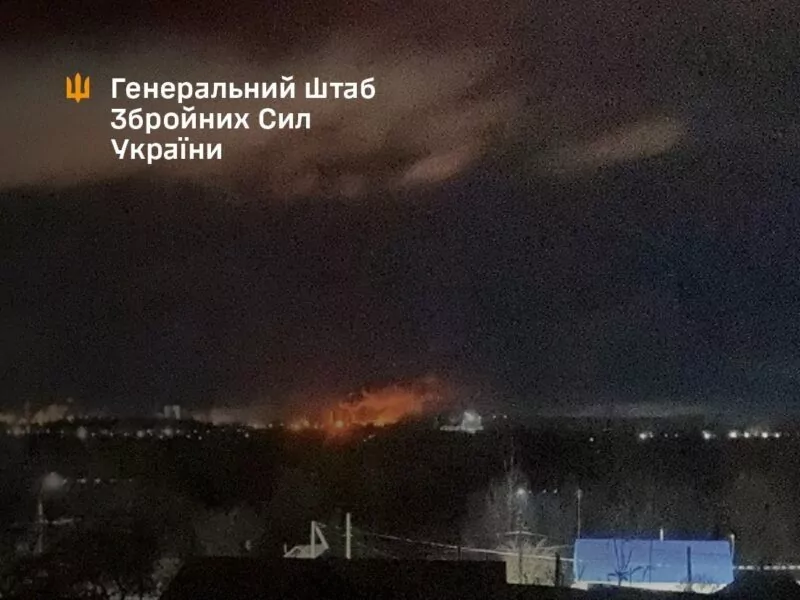 Мінус 2 НПЗ та 1 ГПЗ: Сили оборони України продовжують завдавати результативних ударів по стратегічних об’єктах ВПК росії