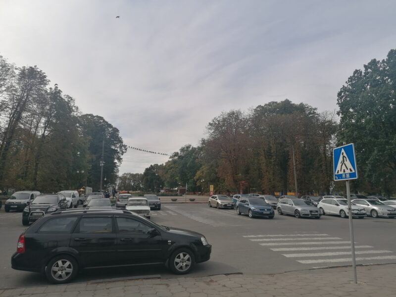 Сьогодні на Полтавщині – хмарно, дощ, до 16 градусів тепла: прогноз погоди на день