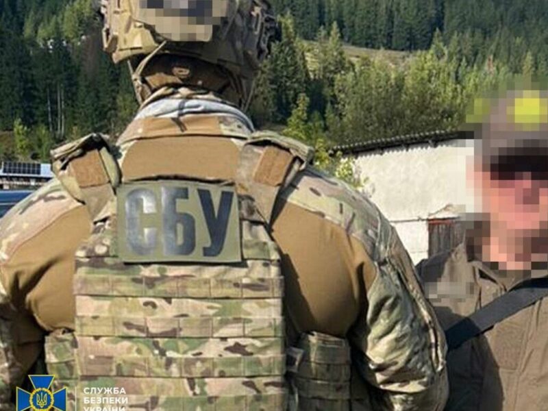 Ліквідація 11 схем для ухилянтів: у Полтаві затримали адвокатів, а по всій Україні викрито 23 організатори