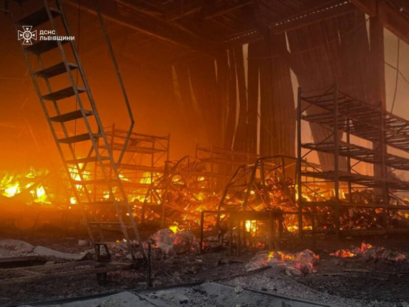 росія завдала удару 50 ракетами та 500 дронами: є загиблі та поранені, – Зеленський