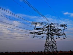 Російські атаки на енергетику: у Полтавській та ще чотирьох областях зафіксовані нові знеструмлення