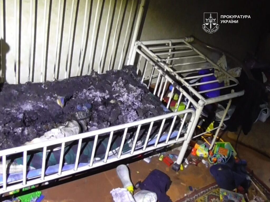 Не дожив 9 днів до свого другого дня народження: у Полтаві судитимуть матір загиблого хлопчика
