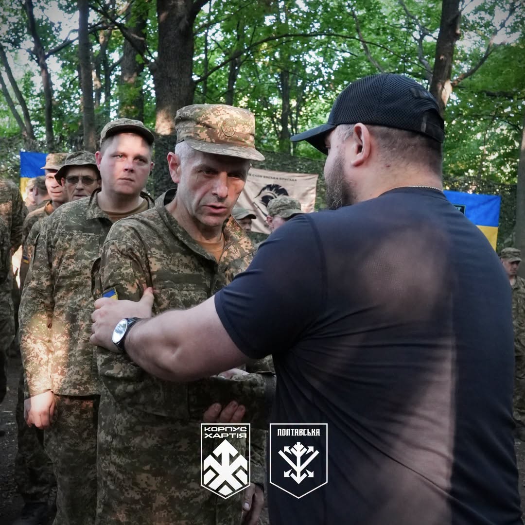 вручення шевронів