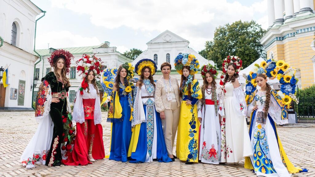 Учасниці перфомансу. Спільне фото