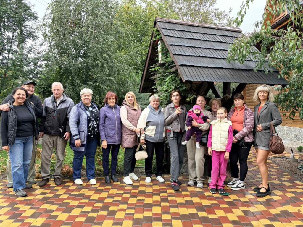 Екскурсія, арттерапія та спілкування: у Кобеляцькій громаді підтримали родини безвісти зниклих захисників