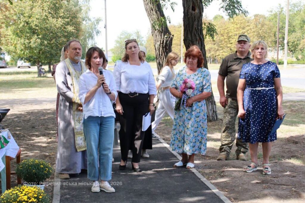 Виступає Оксана Дядюнова