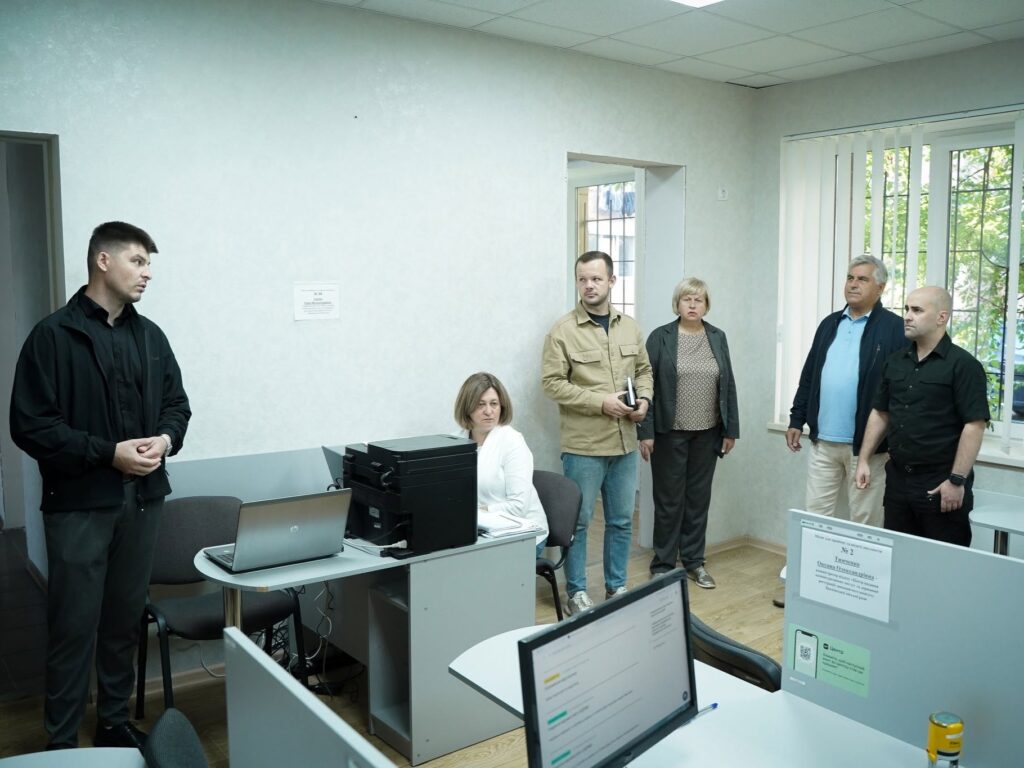 ЦНАП, цифровізація та доступність: у Зіньківській громаді визначили подальші кроки покращення адмінпослуг