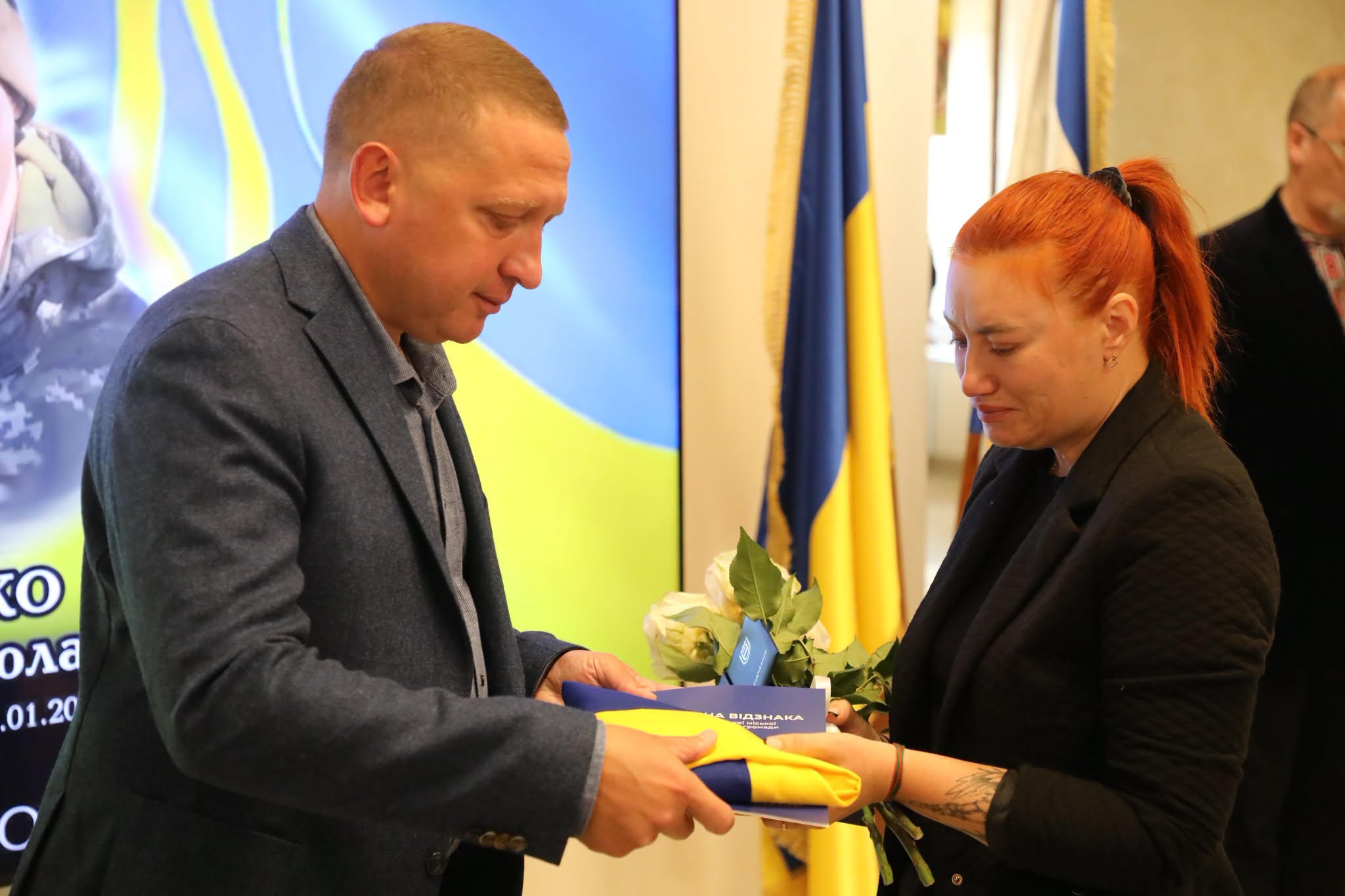 Передача відзнаки рідним захисників