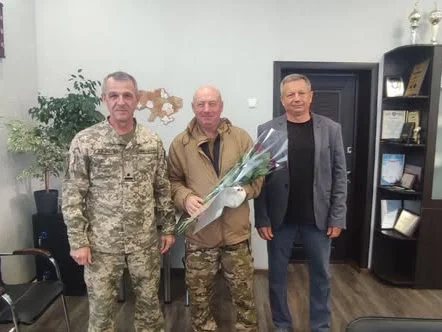 Двох захисників із Сергіївської громади відзначили почесними нагородами