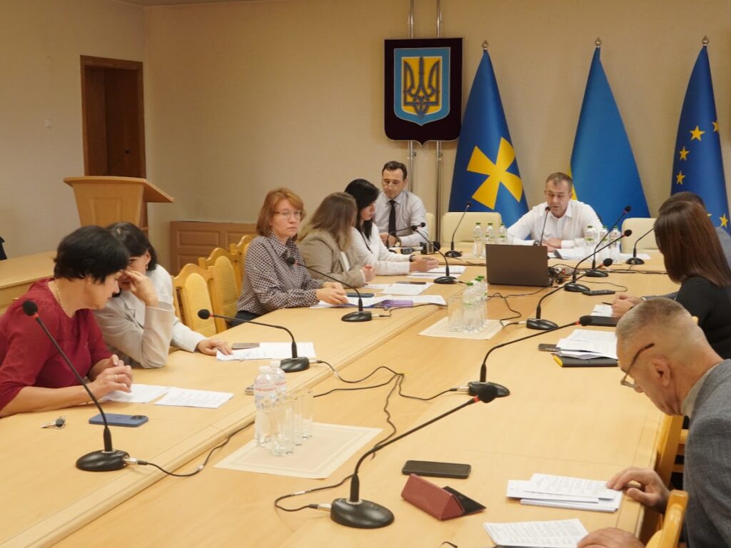 Збереження біорізноманіття, встановлення меж природно-заповідних об’єктів і зариблення водойм: у Полтаві відбулося засідання профільної комісії облради