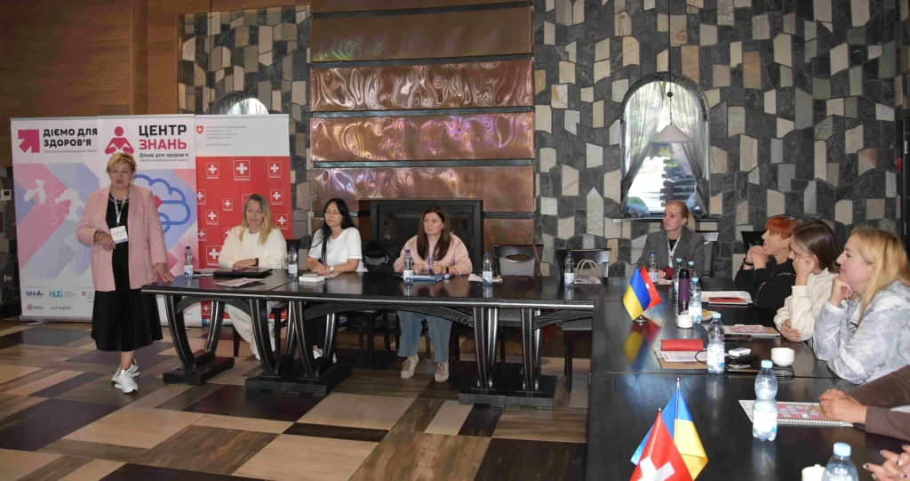 Ніна Дурдикулієва виступає перед аудиторією