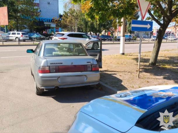 У Горішніх Плавнях ВАЗ збив велосипедиста – 34-річного чоловіка госпіталізовано