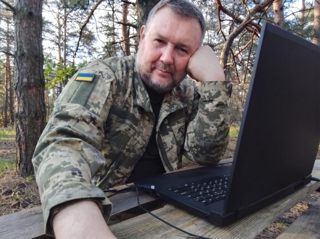 Книги, що підкорють дитячі серця: інтерв’ю із Олександром Данильчуком – письменником і військовослужбовцем з бригади імені Симона Петлюри
