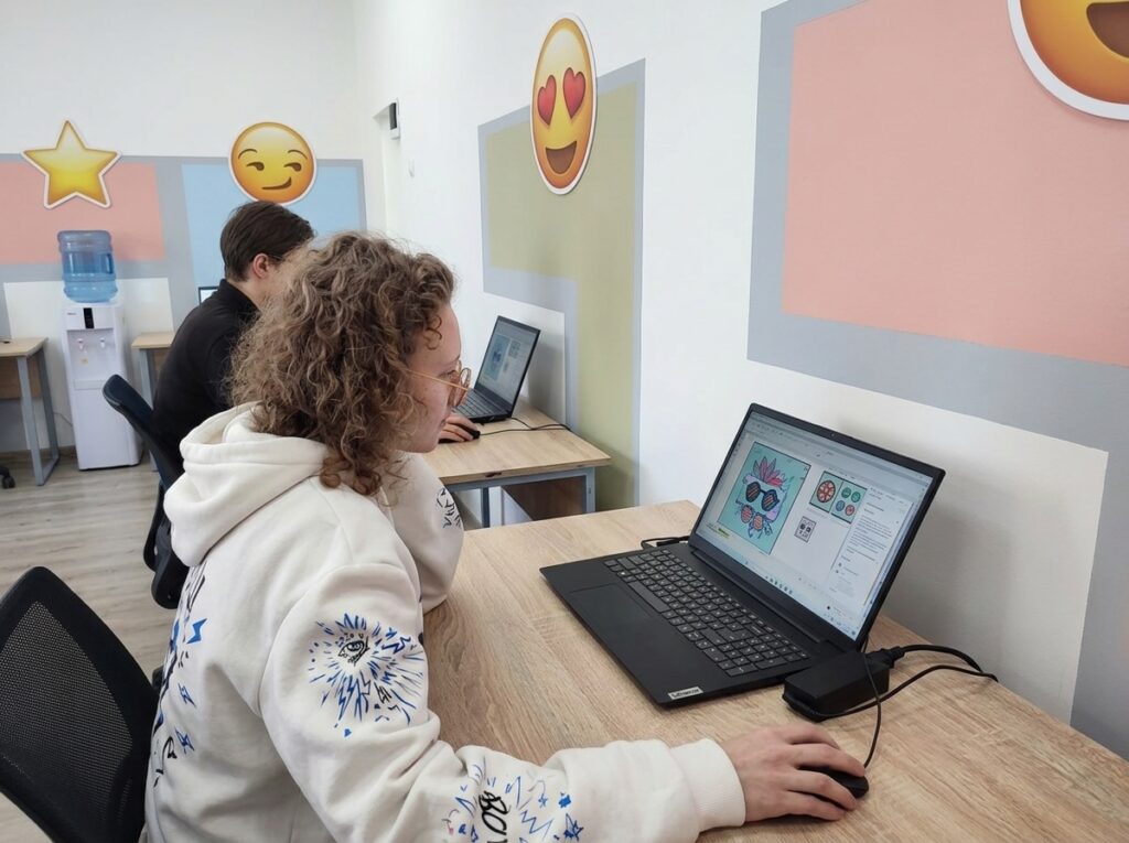 Безбар’єрність у дії: як на Полтавщині цифровізують освіту й сайти бібліотек