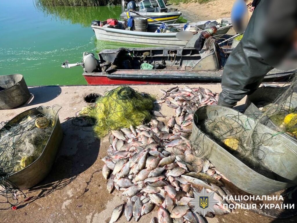 На Кам’янському водосховищі викрили браконьєрів: збитки державі перевищують 2,1 млн грн