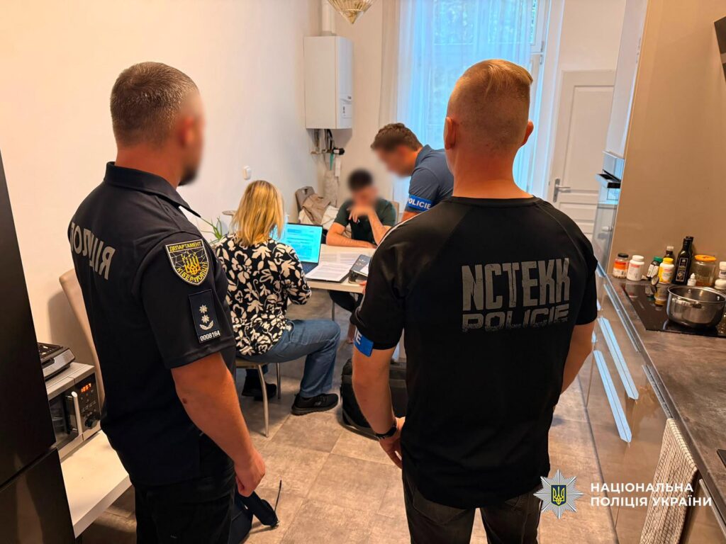 Обшуки в Чехії: поліція викрила шахрайство з криптоактивами на понад 655 тисяч доларів
