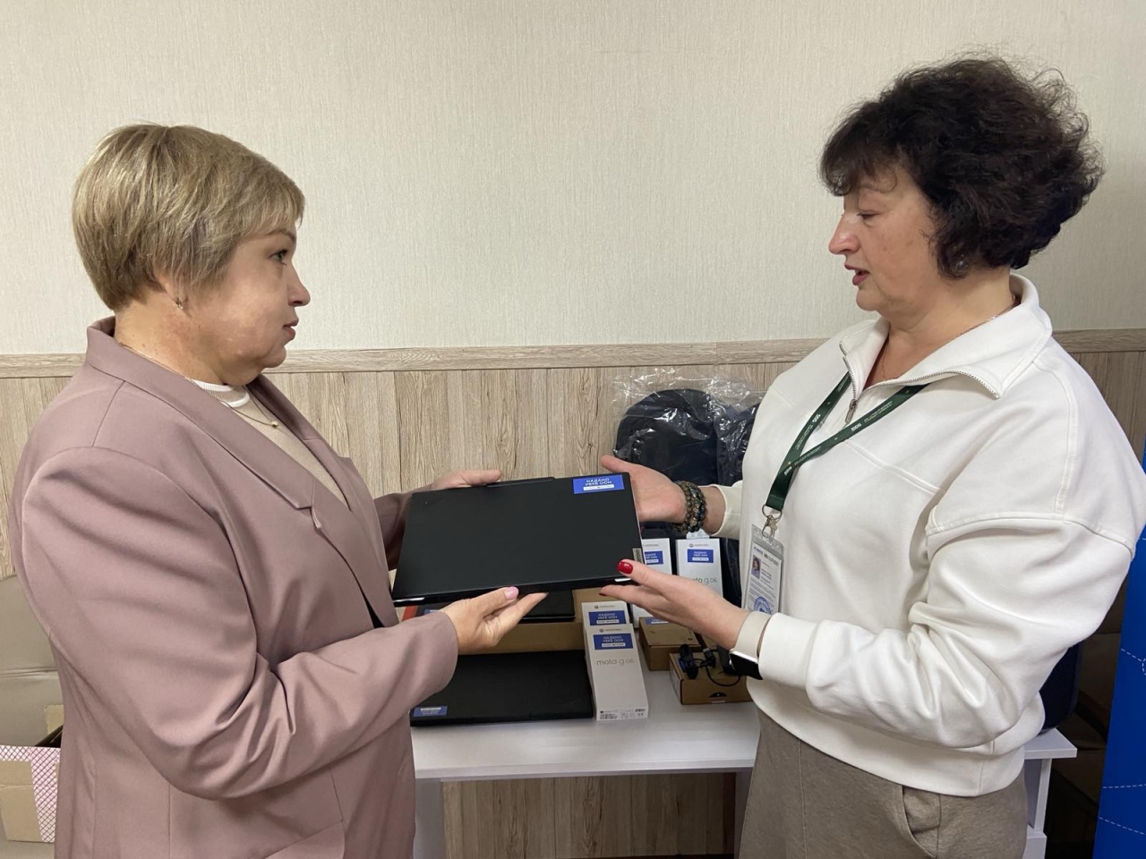 Соціальні заклади Миргородської громади отримали техніку та електровелосипеди