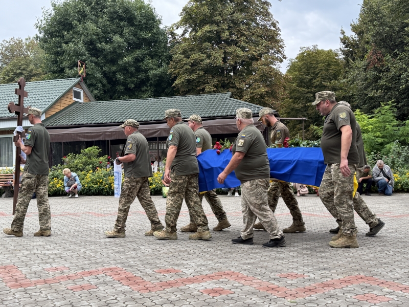 Прощання із Євгенієм Тимошенком у Хоролі.