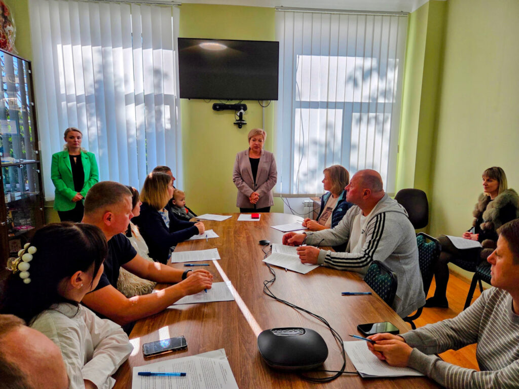 У Миргородській міській раді підписали договори з переможцями конкурсу бізнес-планів