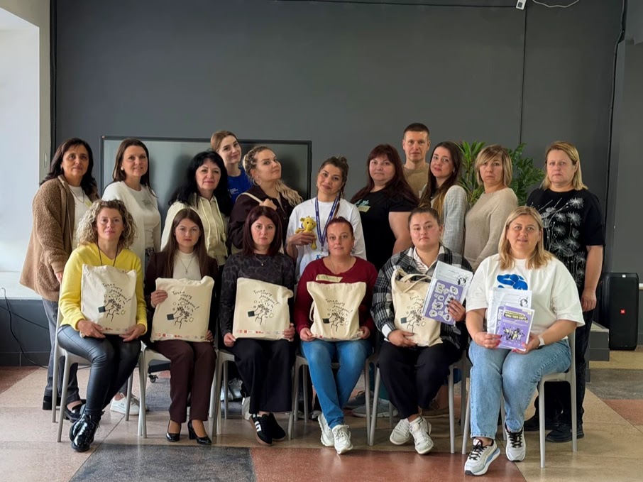 Профорієнтація для 300+ підлітків Полтавщини: Молодіжний центр підбив підсумки проєкту «Точка твого старту 2.0»