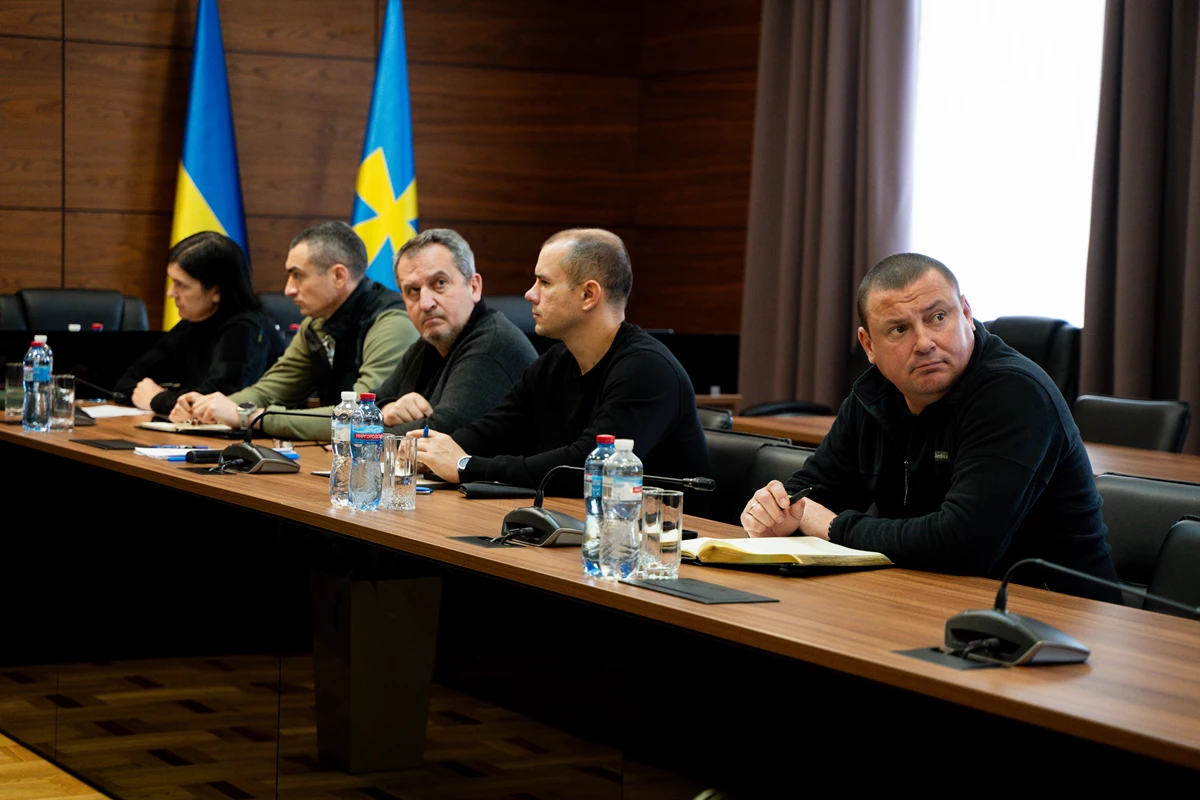учасники засідання