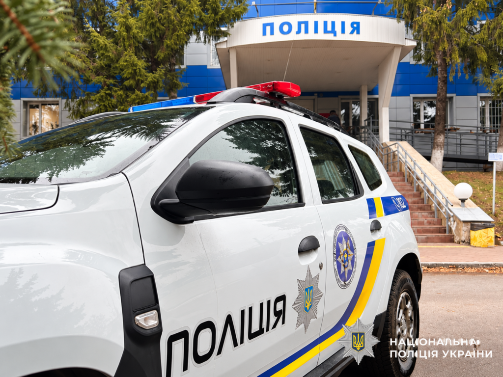 Без права керування й нетверезі: у Полтаві мотоцикліст намагався втекти від патрульних, а на Миргородщині водій керував авто попри судову заборону