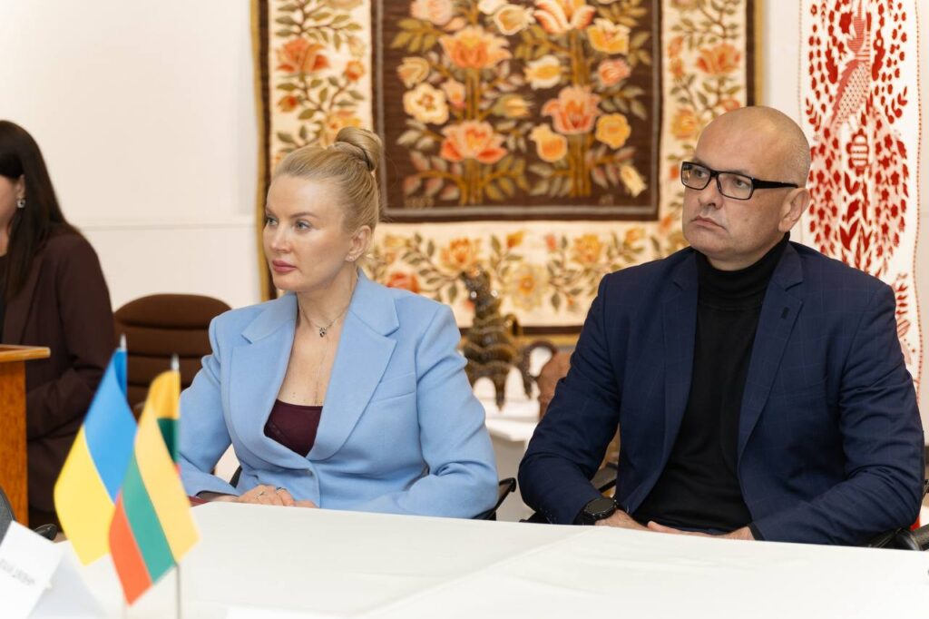 обговорення співпраці
