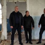 «Школи Лохвицького земства – спадщина, яку маємо зберегти»: очільник ОВА взяв під контроль протиаварійні роботи в земській школі в Харсіках
