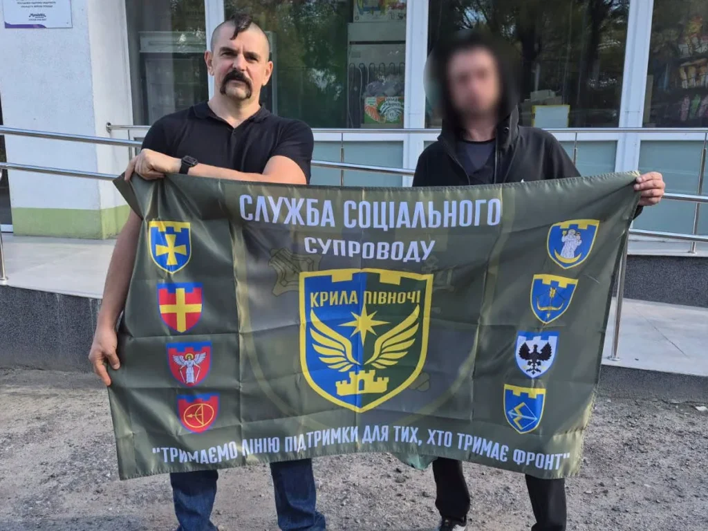 Представники ЦВС провідали пораненого бойового медика 116-ї бригади ТрО «Тофіка»