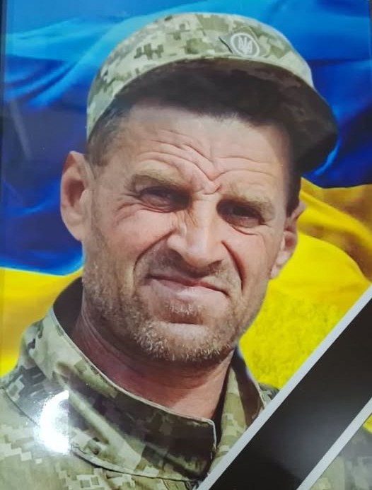 Опішнянська громада попрощалася із загиблим Захисником Володимиром Лазаренком