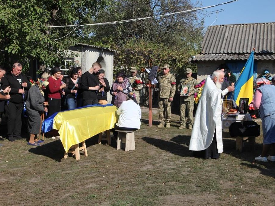 У Нехворощанській громаді попрощалися із загиблим Захисником України Миколою Сім’яном