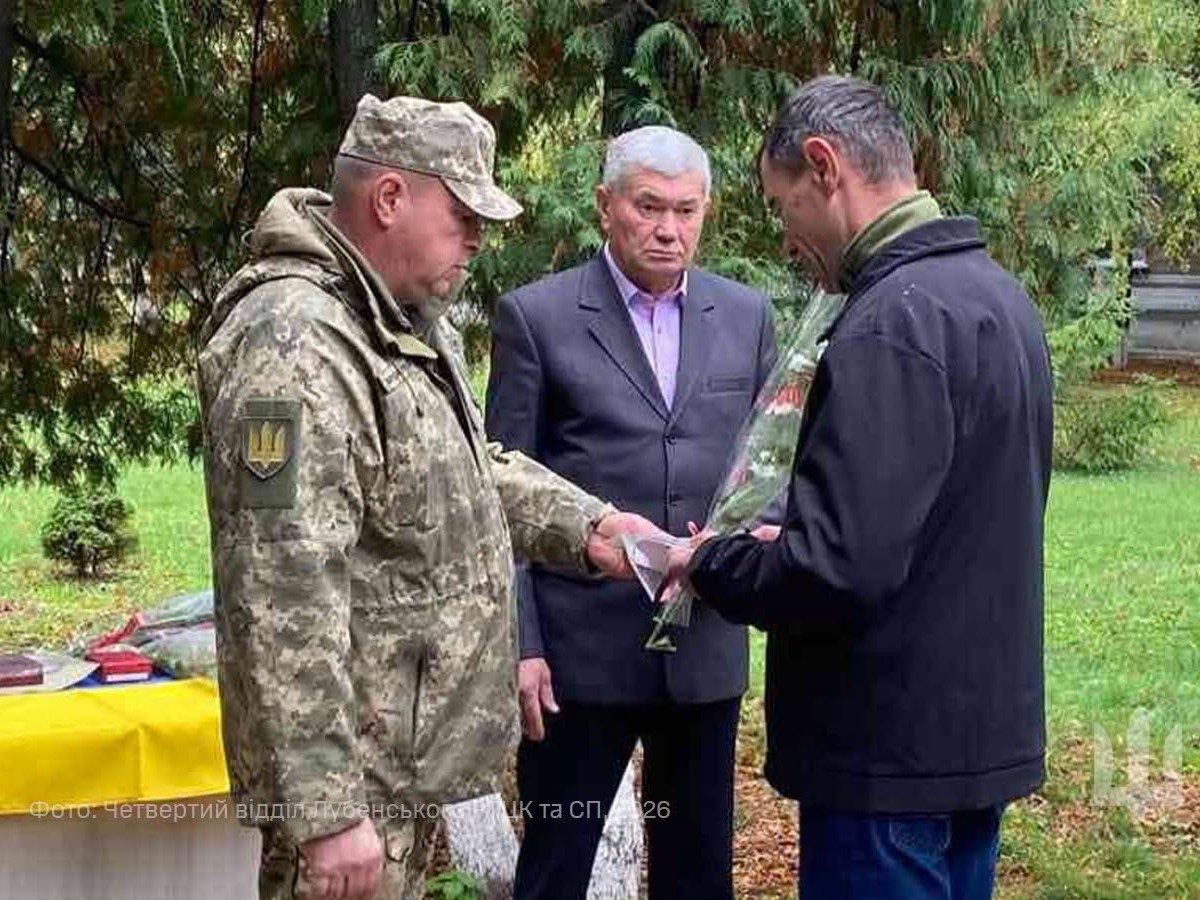 В Оржиці передали державні та відомчі нагороди військовослужбовцям та родинам полеглих Захисників