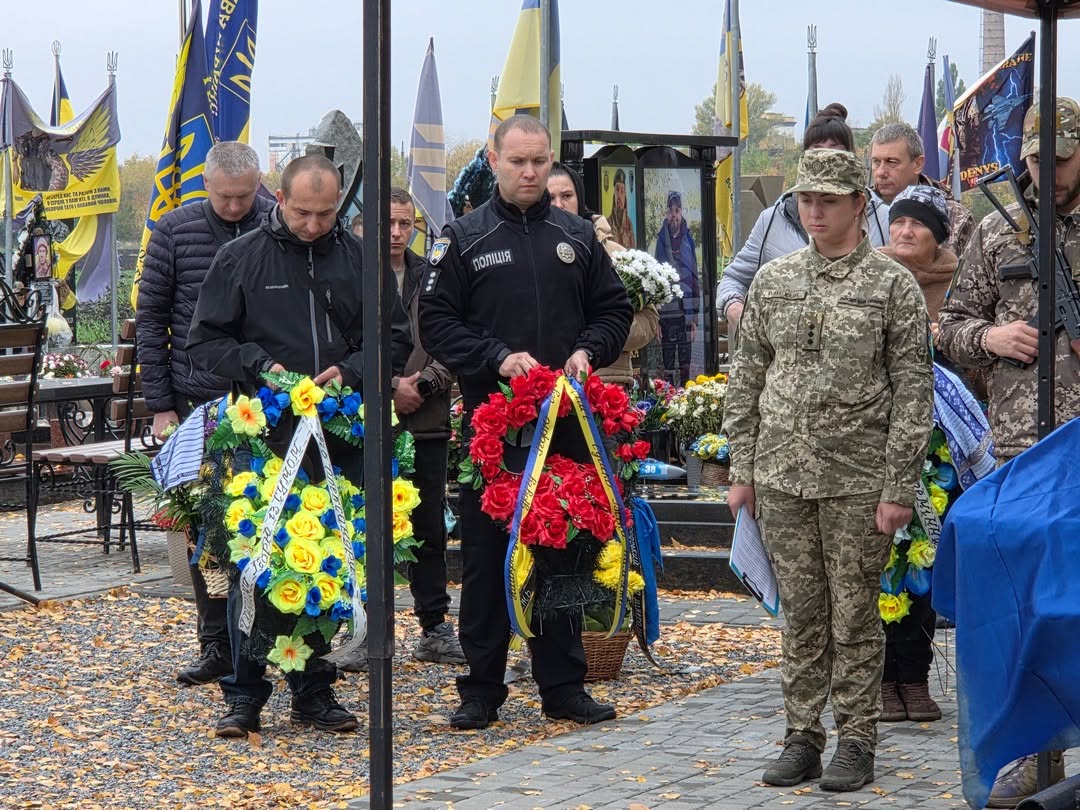 Миргородська громада попрощалася із Захисником Ігорем Олійником