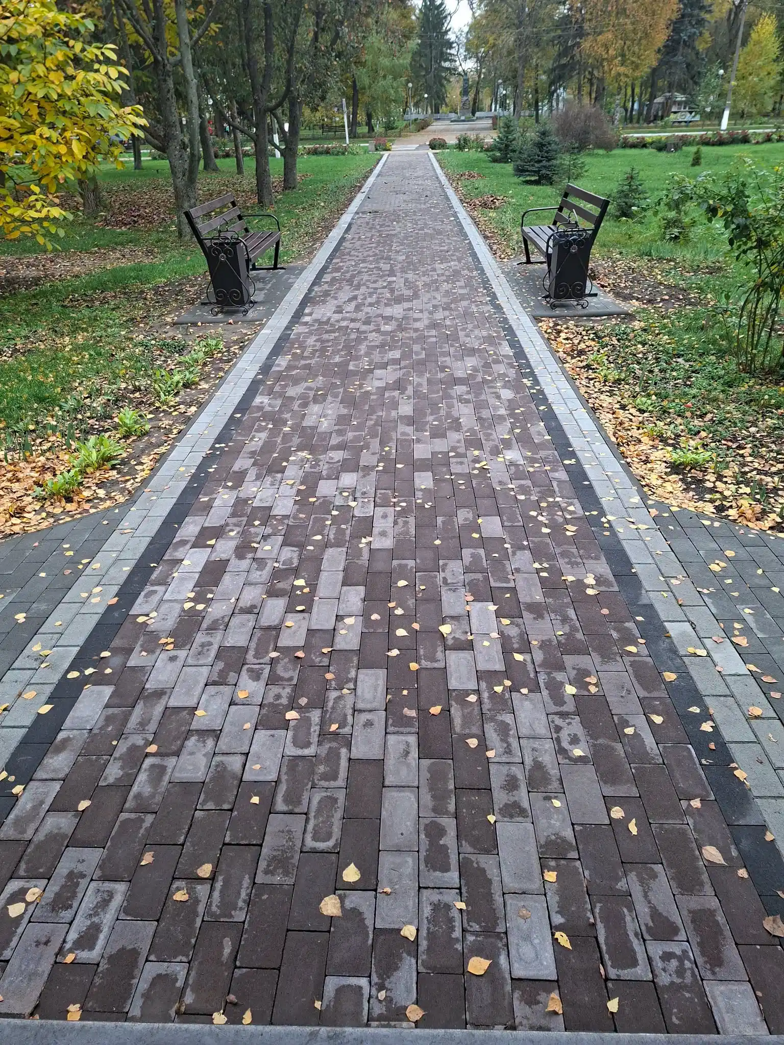 платкова доріжка алеї