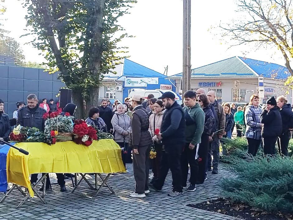Глобинська громада попрощалася із захисником Ярославом Ванґелою