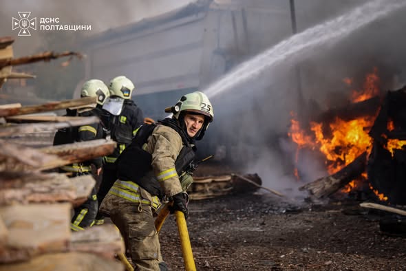 Пошкоджено підприємство, медзаклад та десятки осель: наслідки атаки дронів на Полтавську громаду (ОНОВЛЕНО)