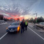 ДТП на вулиці Решетилівській у Полтаві: Volkswagen не розминувся з велосипедистом на переході