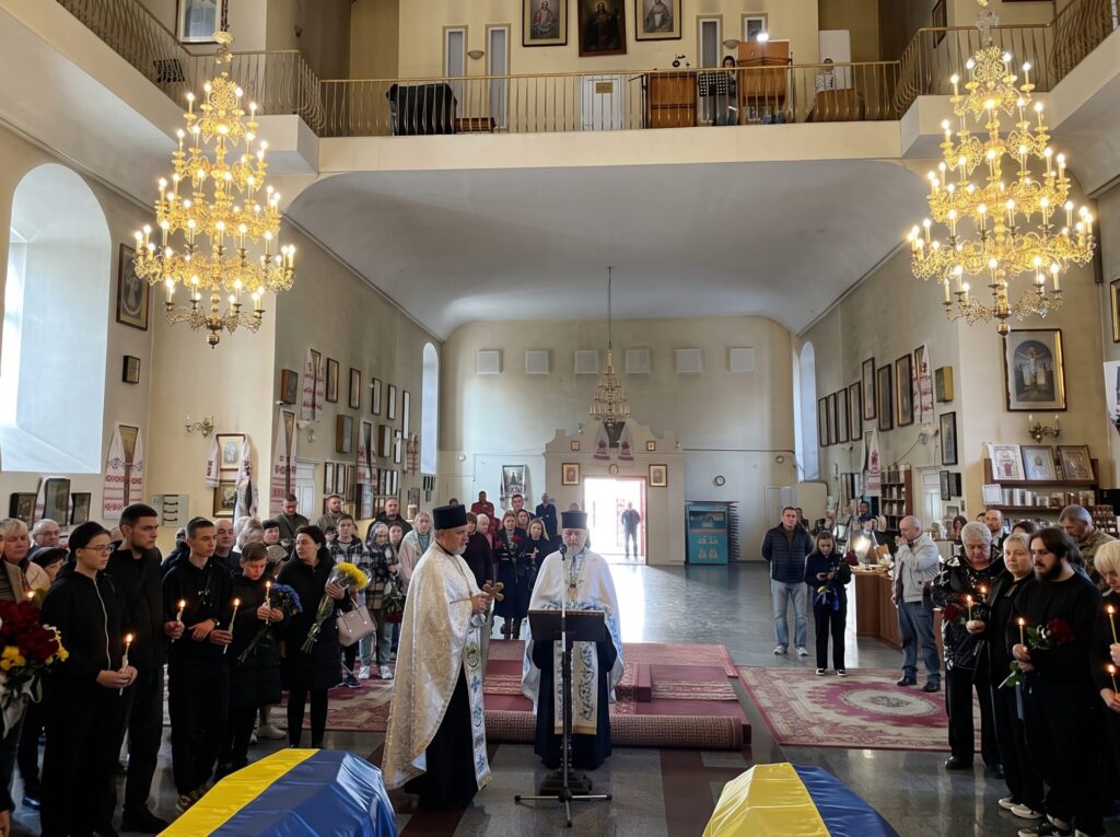 Полтавська громада попрощалась із загиблими Захисниками України