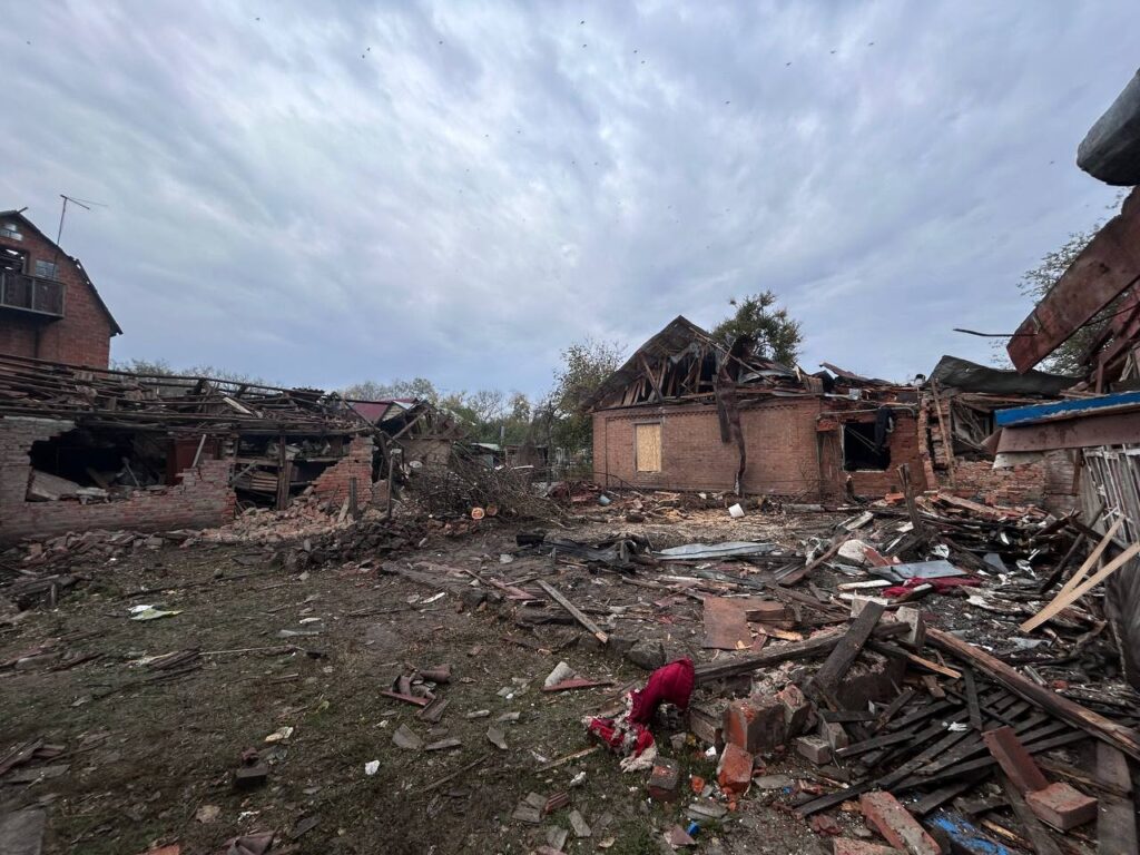 Наслідки обстрілу Полтави: 36 домогосподарств зазнали руйнувань, на місці працюють гуманітарні місії