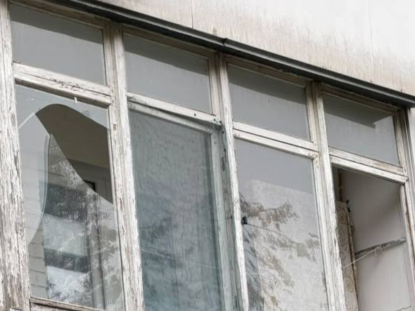 Наслідки атаки на Полтаву: є поранений, пошкоджені будинки, автівки та заклад освіти (ОНОВЛЕНО)