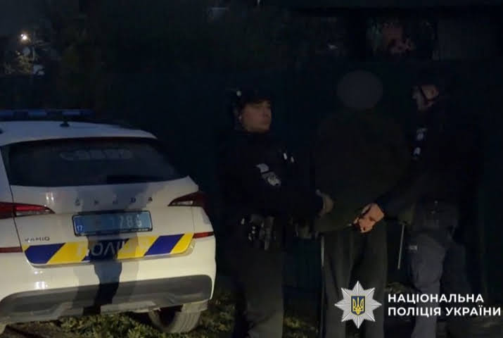 Вибух у приватному секторі: у Лубнах 59-річний чоловік підірвав гранату під час спілкування з поліцейськими