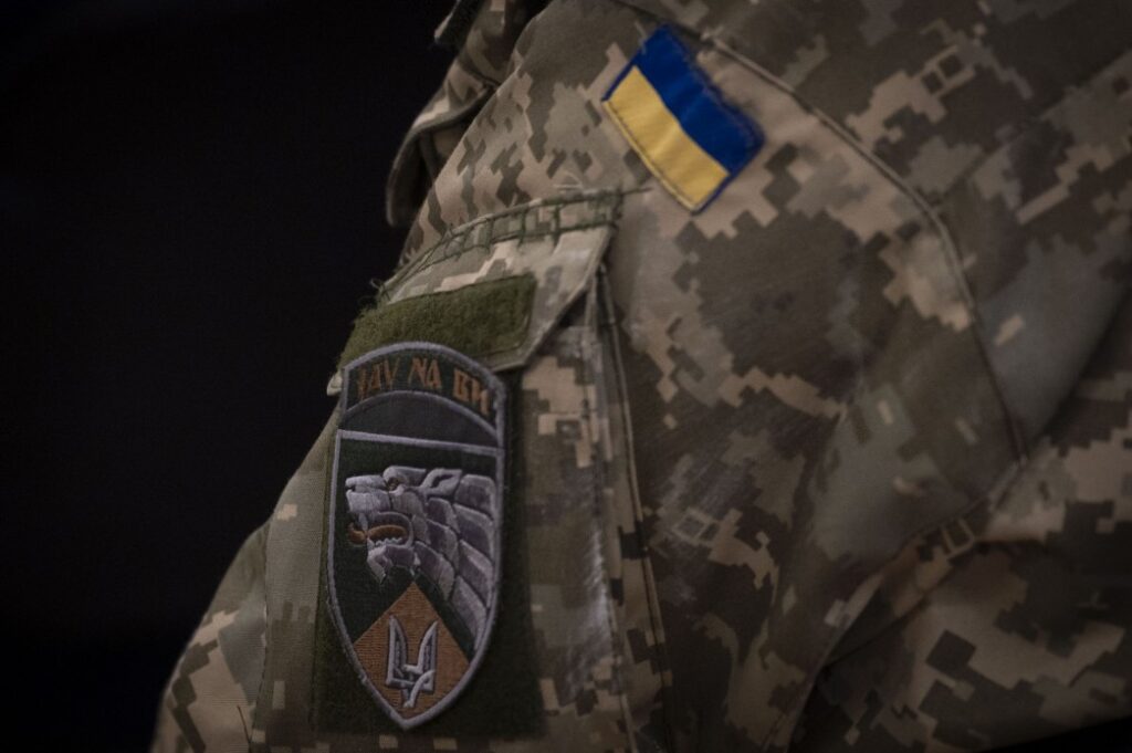 Рейд у глибокий тил ворога: оператори ССО влаштували засідку на території рф і захопили секретні документи