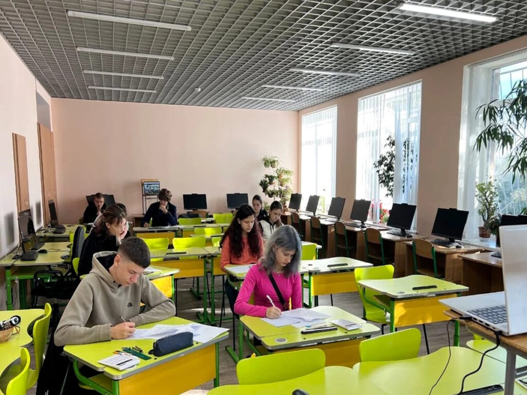 Понад 11 тисяч учнів Полтавщини змагатимуться у 16 всеукраїнських предметних олімпіадах