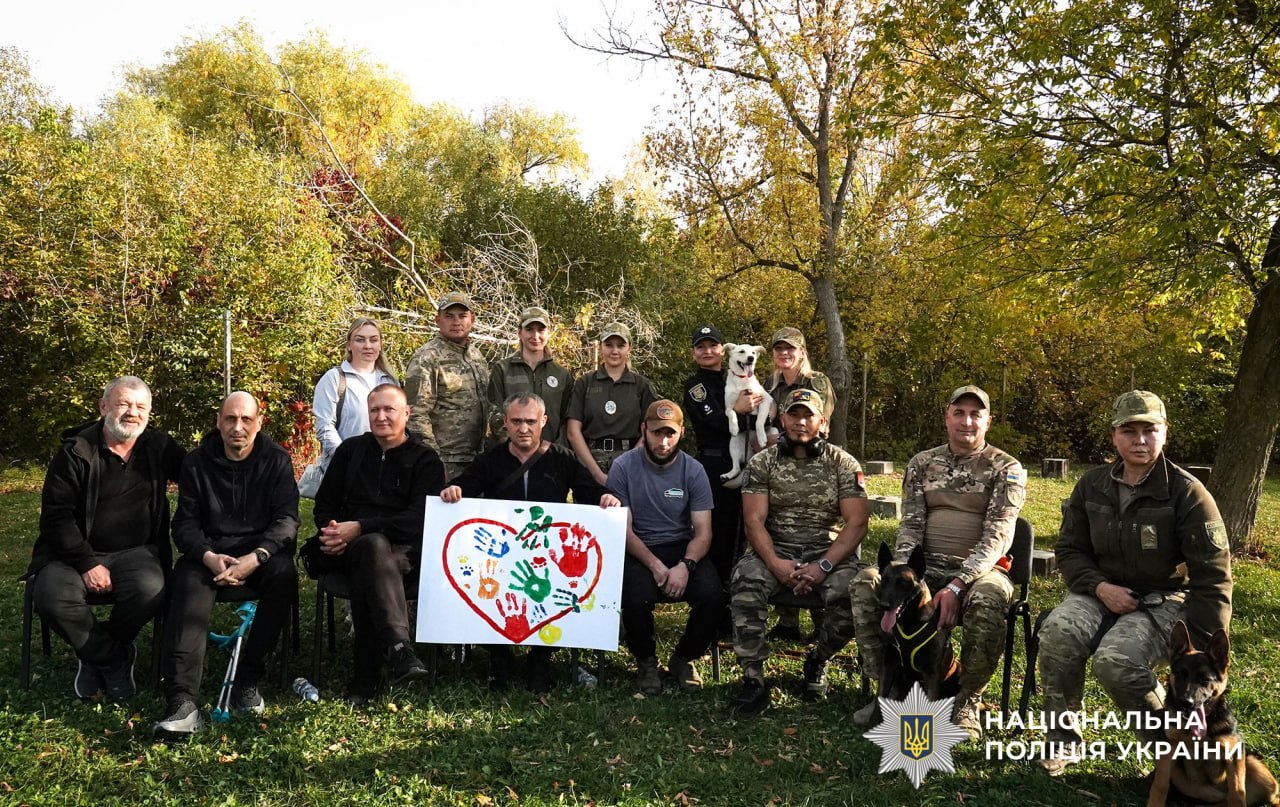Спільне фото учасників заходу