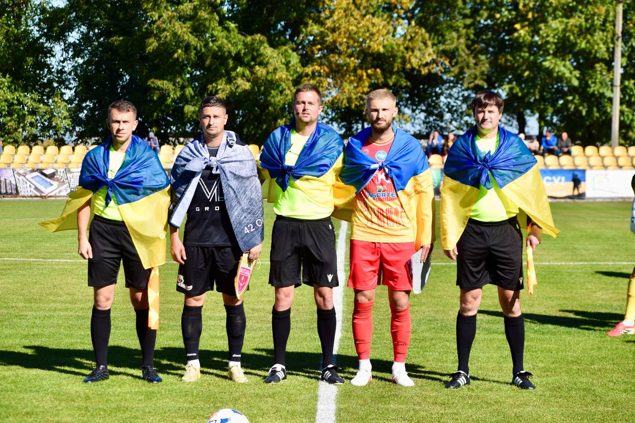 спільне фото
