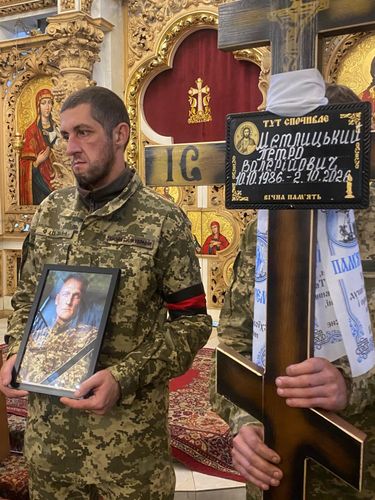 прощання з полеглим захисником