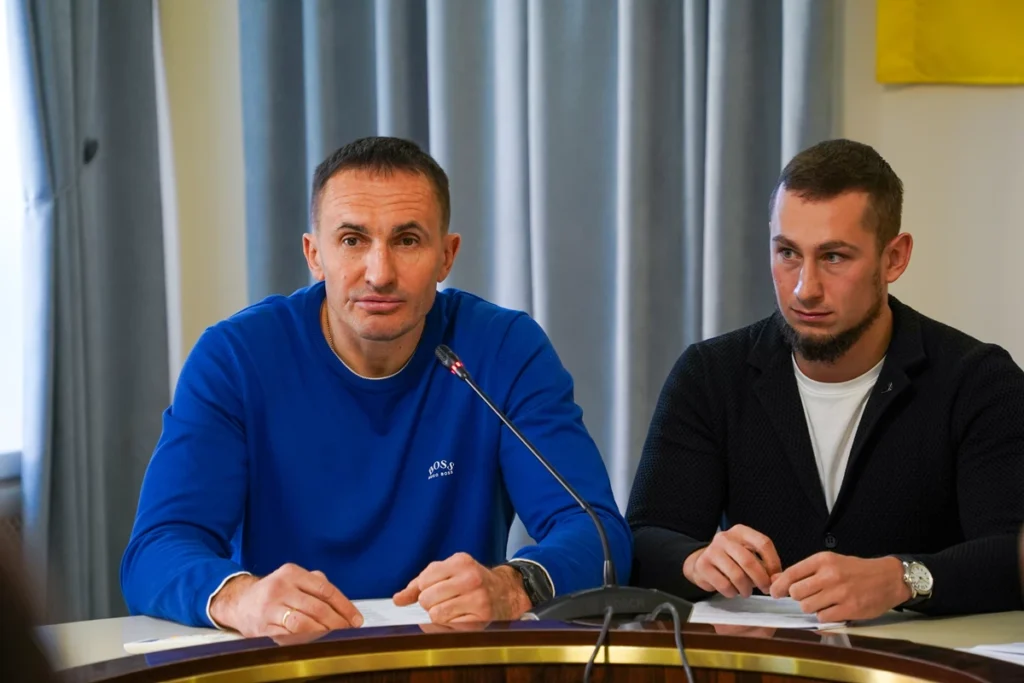 Роман Романенко та Олександр Іванов