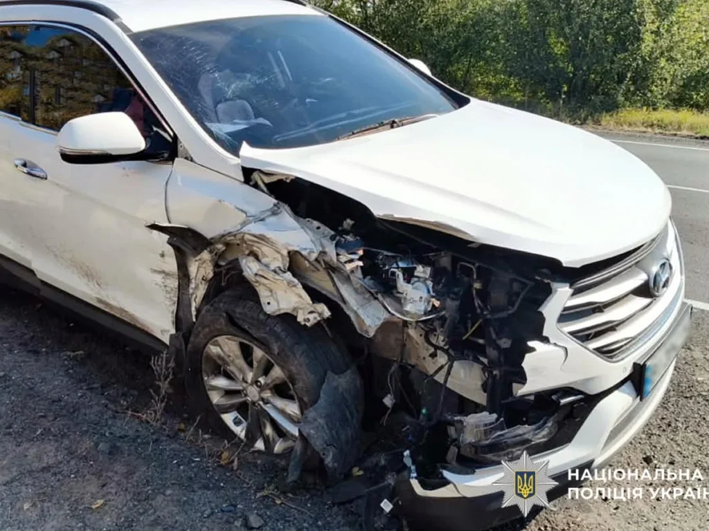 Зіткнення Volvo та Hyundai: на Полтавщині в аварії постраждала пасажирка